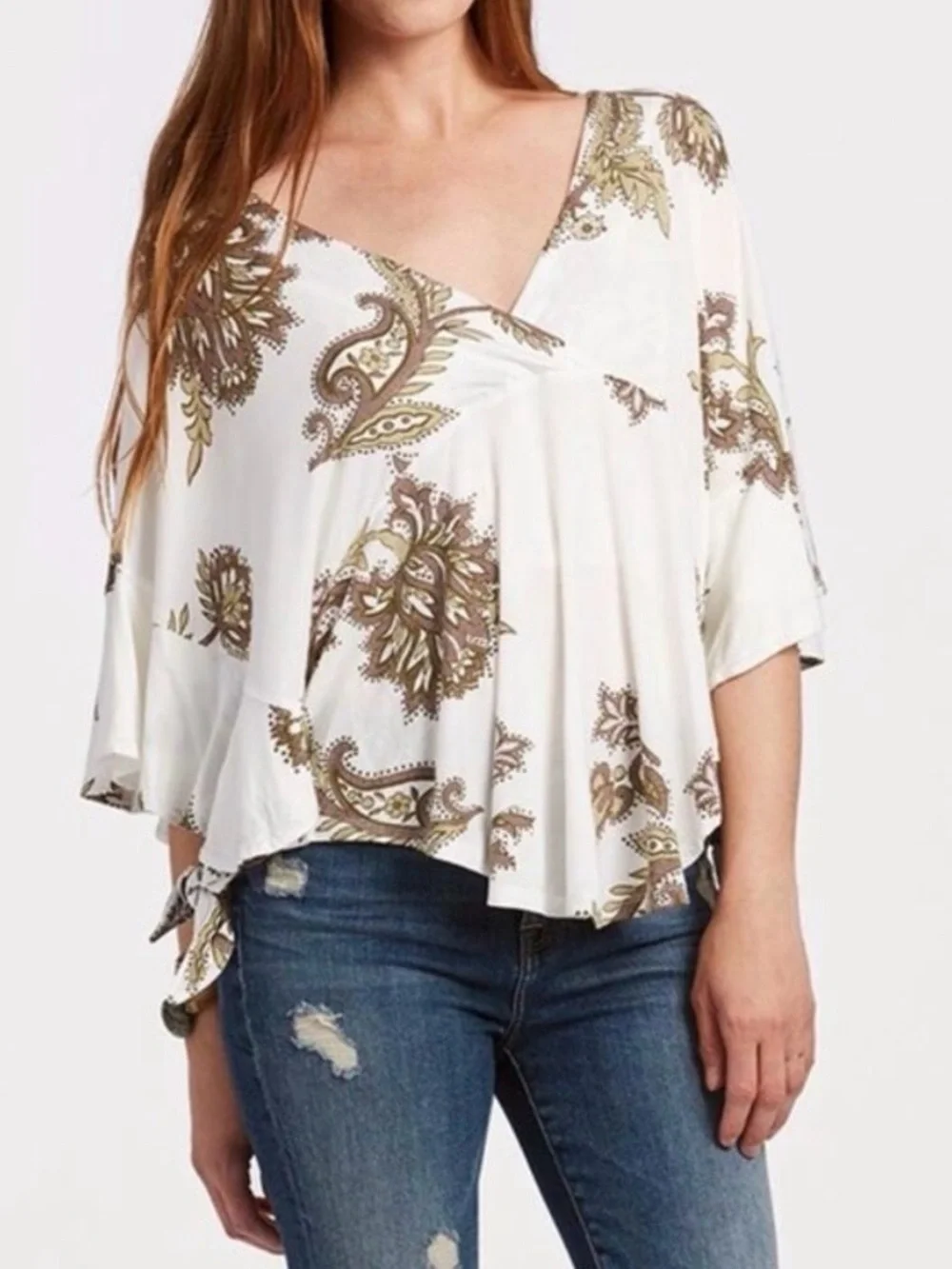 Free People Maui Wowie White Paisley V-Neck Flutter Sleeve Top Blouse Size XS
